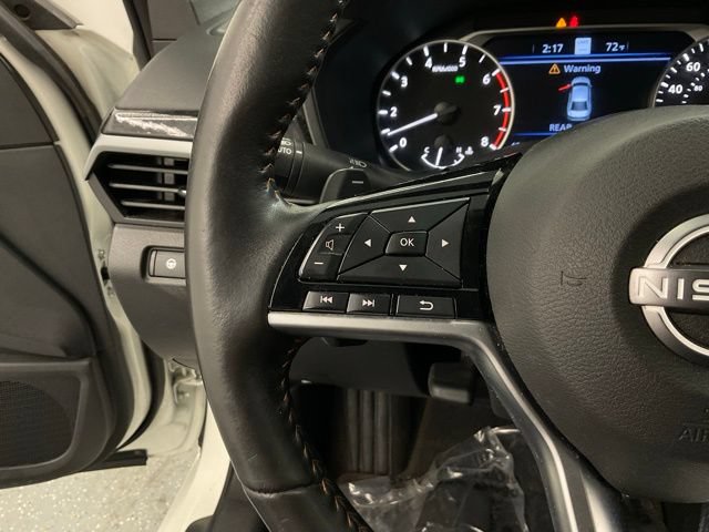 Used 2023 Nissan Altima 2.0 SR FWD image 12