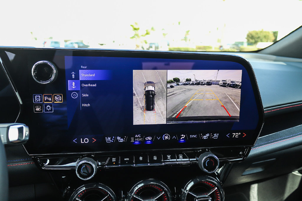 Used 2024 Chevrolet Blazer EV RS AWD/4WD image 23