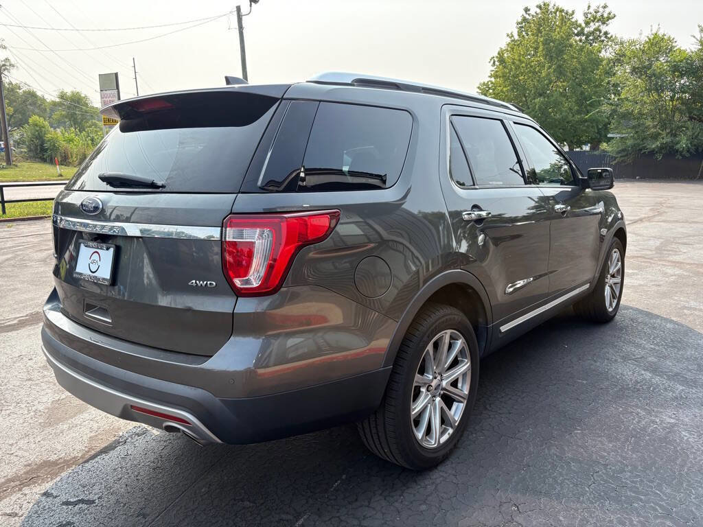 Used 2017 Ford Explorer Limited image 4
