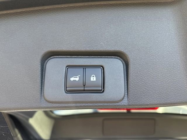 New 2026 Nissan Rogue Platinum image 18