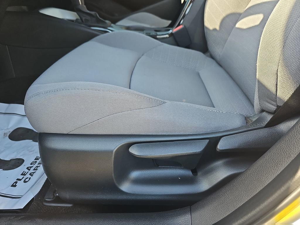 Used 2024 Toyota Corolla SE image 31