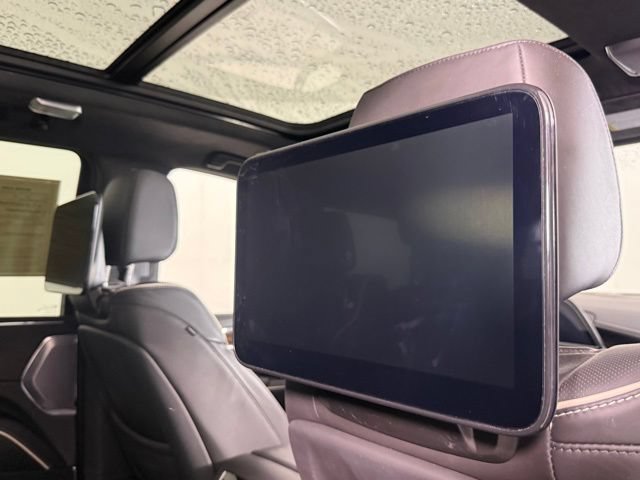 Certified 2024 Cadillac Escalade Sport Platinum w/ LPO, ONYX Package AWD/4WD image 35