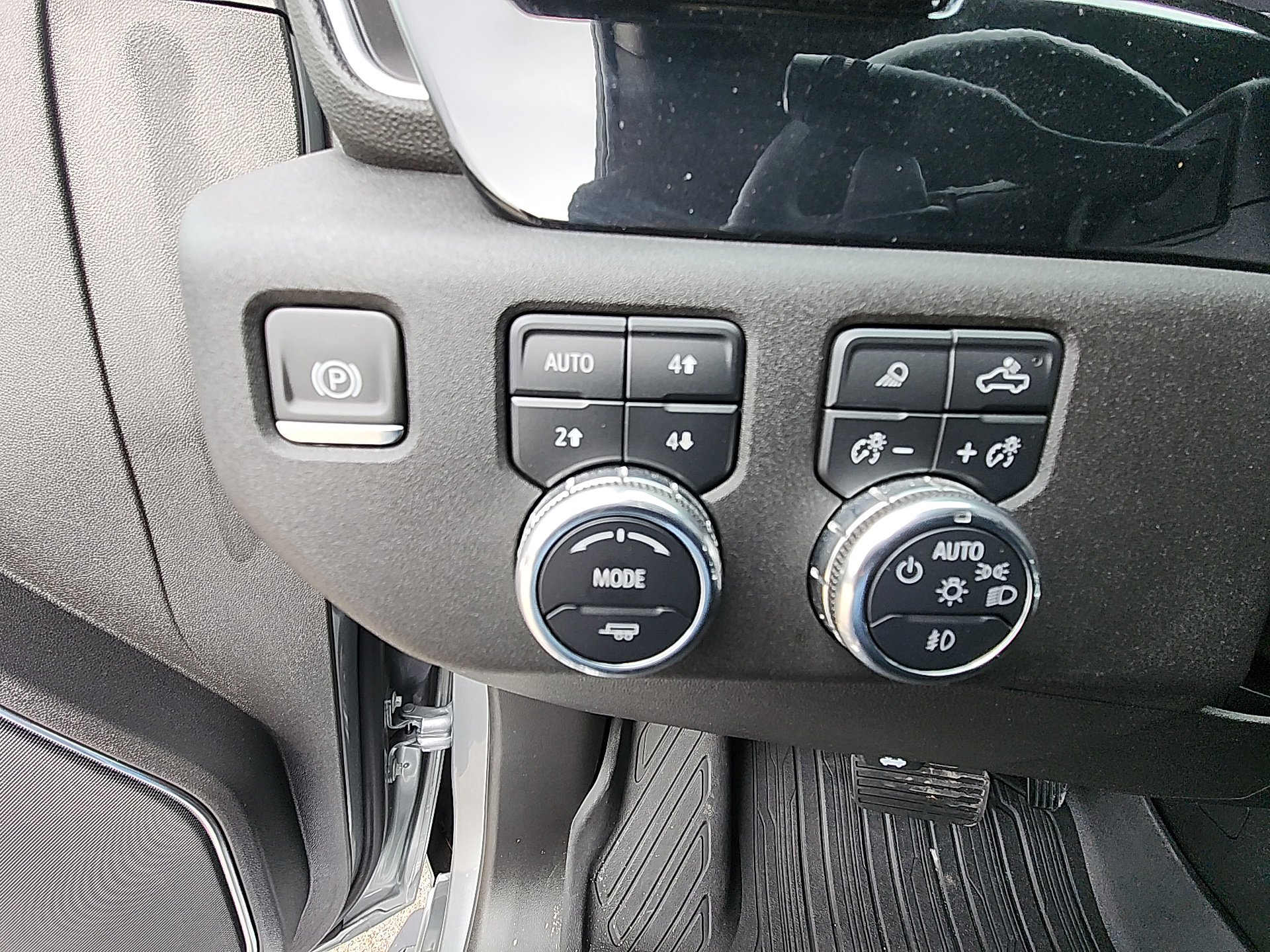 Certified 2023 GMC Sierra 1500 SLT w/ SLT Premium Package image 22