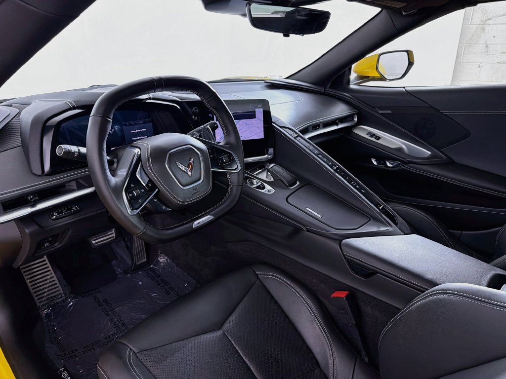 Used 2025 Chevrolet Corvette Z06 RWD image 9