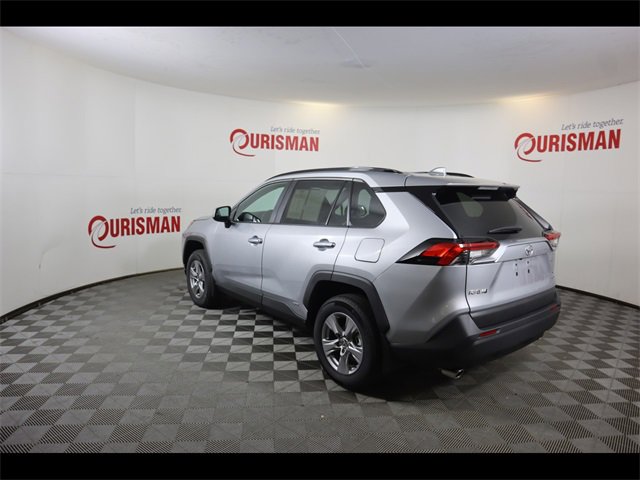 Used 2025 Toyota RAV4 XLE w/ Convenience Package image 6
