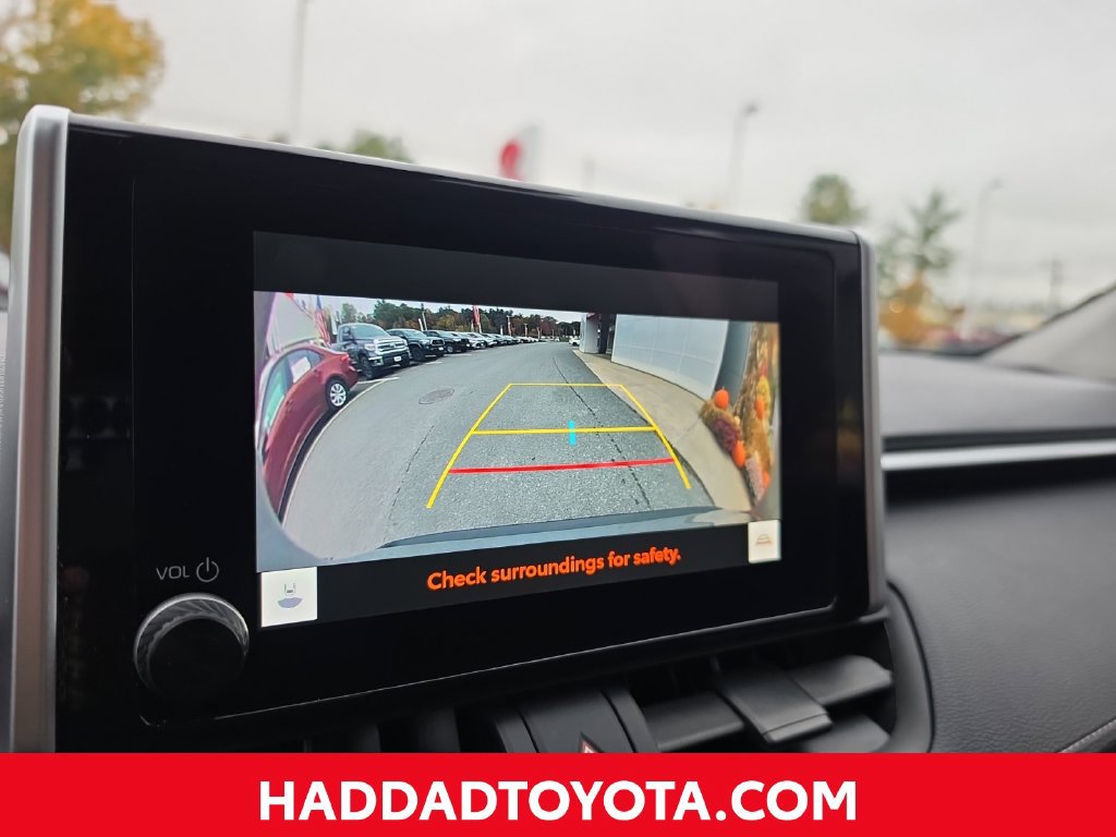 Certified 2025 Toyota RAV4 LE AWD/4WD image 19