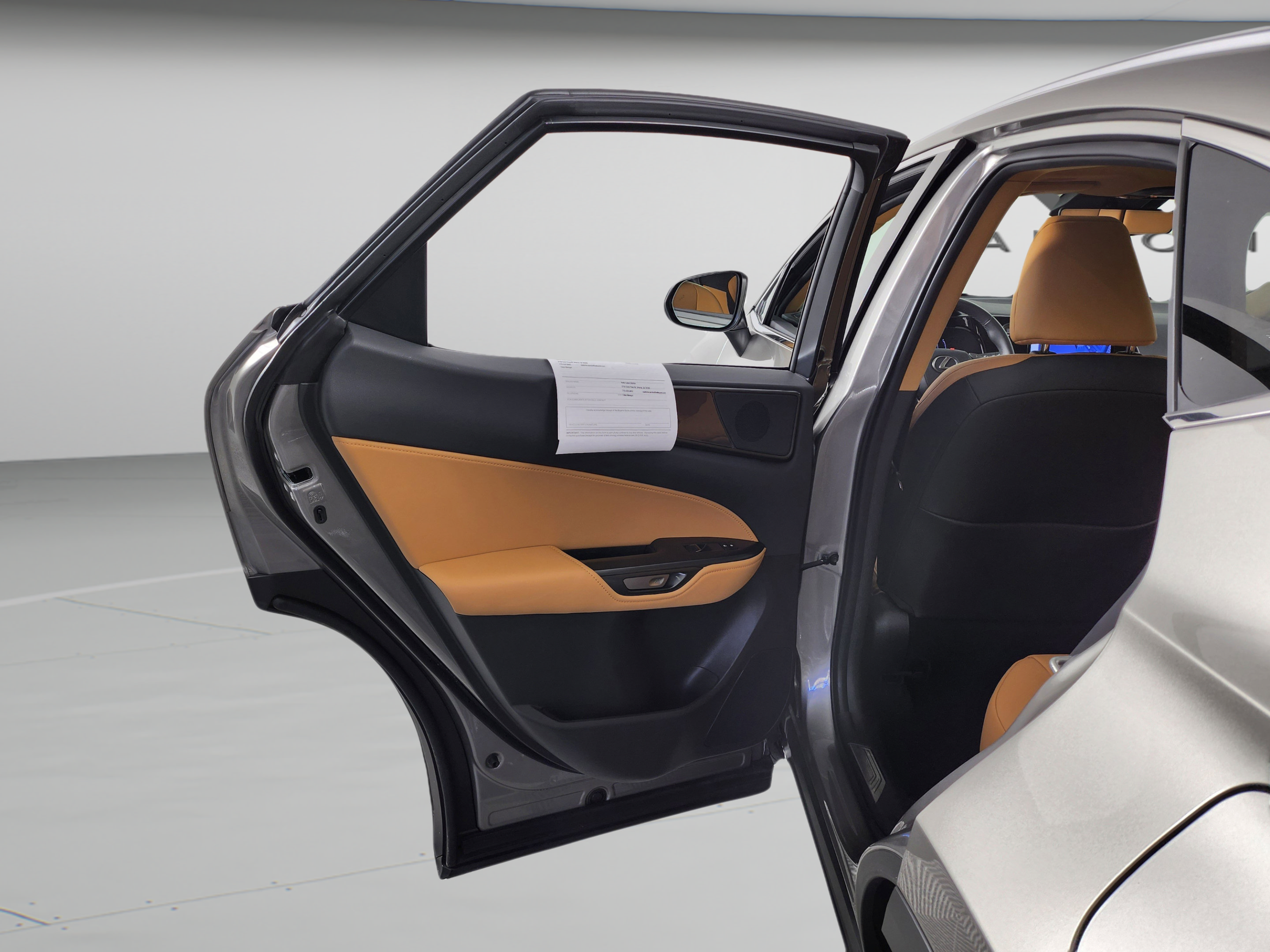 Certified 2025 Lexus NX 250 FWD w/ Towing Package (2000 Lbs) image 33