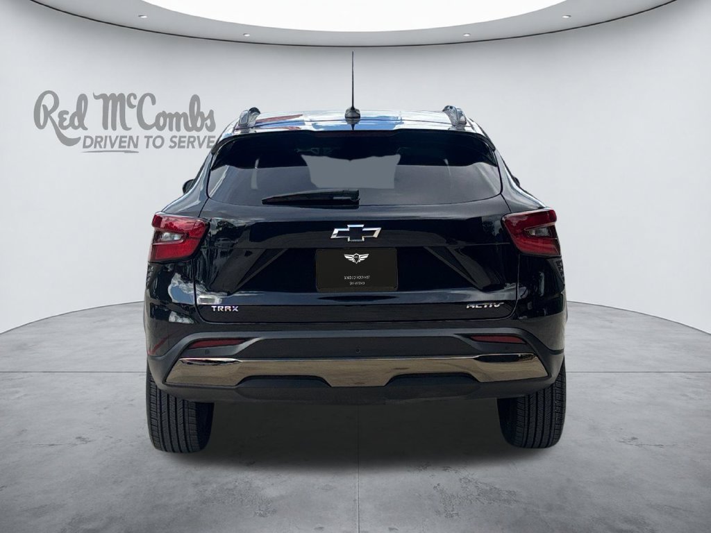 Used 2025 Chevrolet Trax ACTIV w/ Sunroof Package FWD image 4
