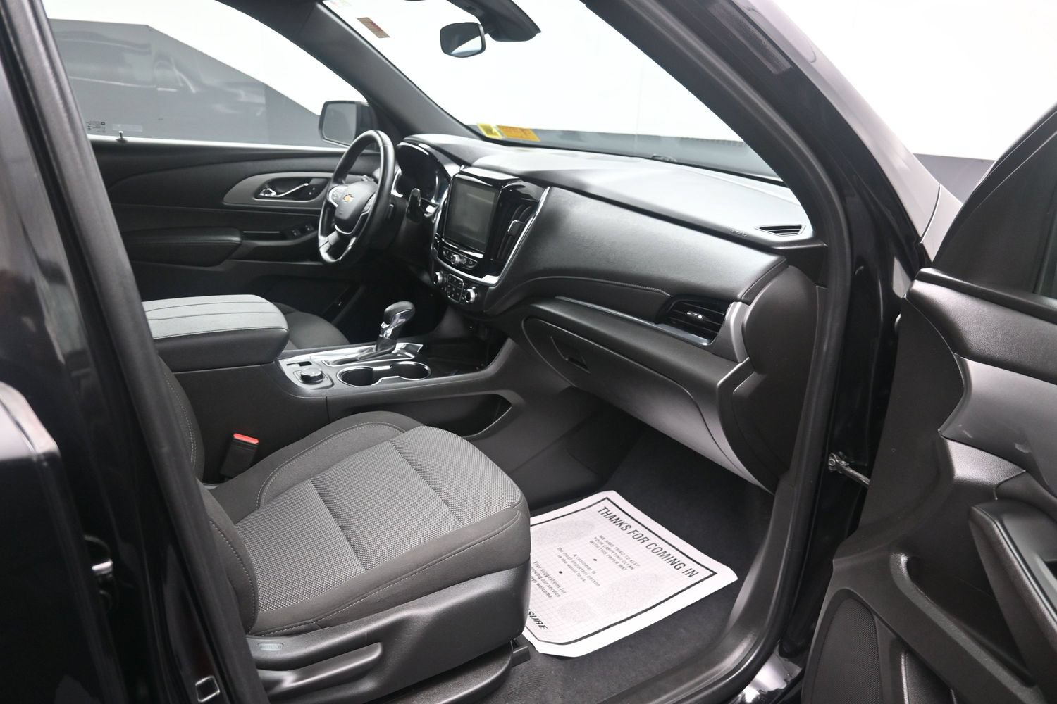 Used 2023 Chevrolet Traverse LT w/ LPO, Floor Liner Package AWD/4WD image 18