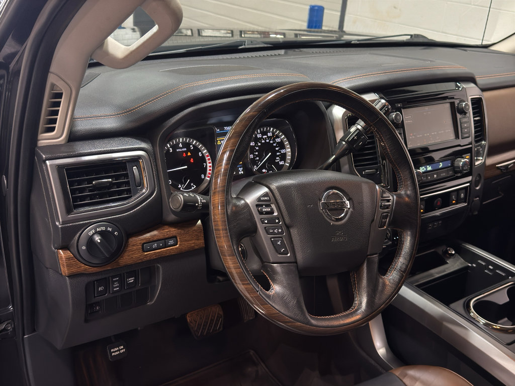 Used 2019 Nissan Titan Platinum Reserve image 17