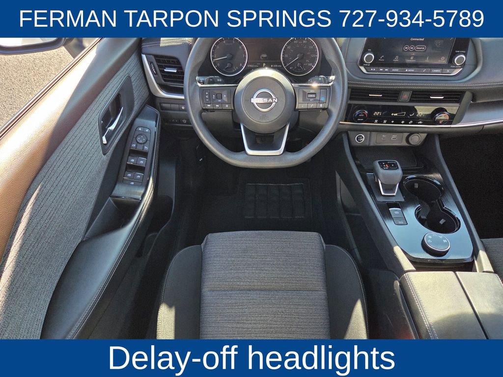 Used 2023 Nissan Rogue SV image 16