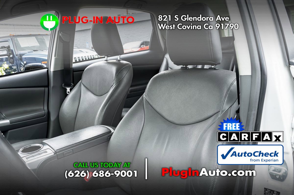 Used 2013 Toyota Prius V Two FWD image 7