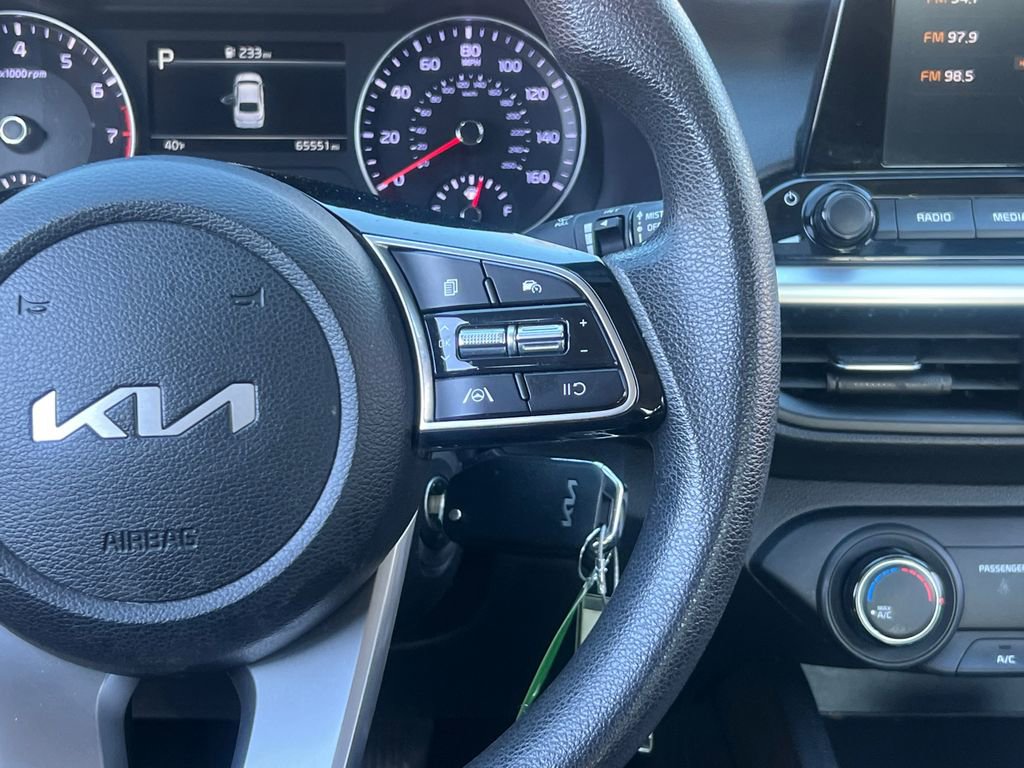 Used 2023 Kia Forte LXS image 27