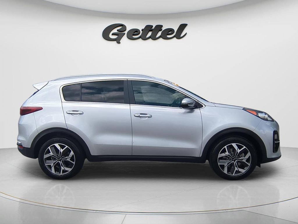 Used 2021 Kia Sportage EX image 3
