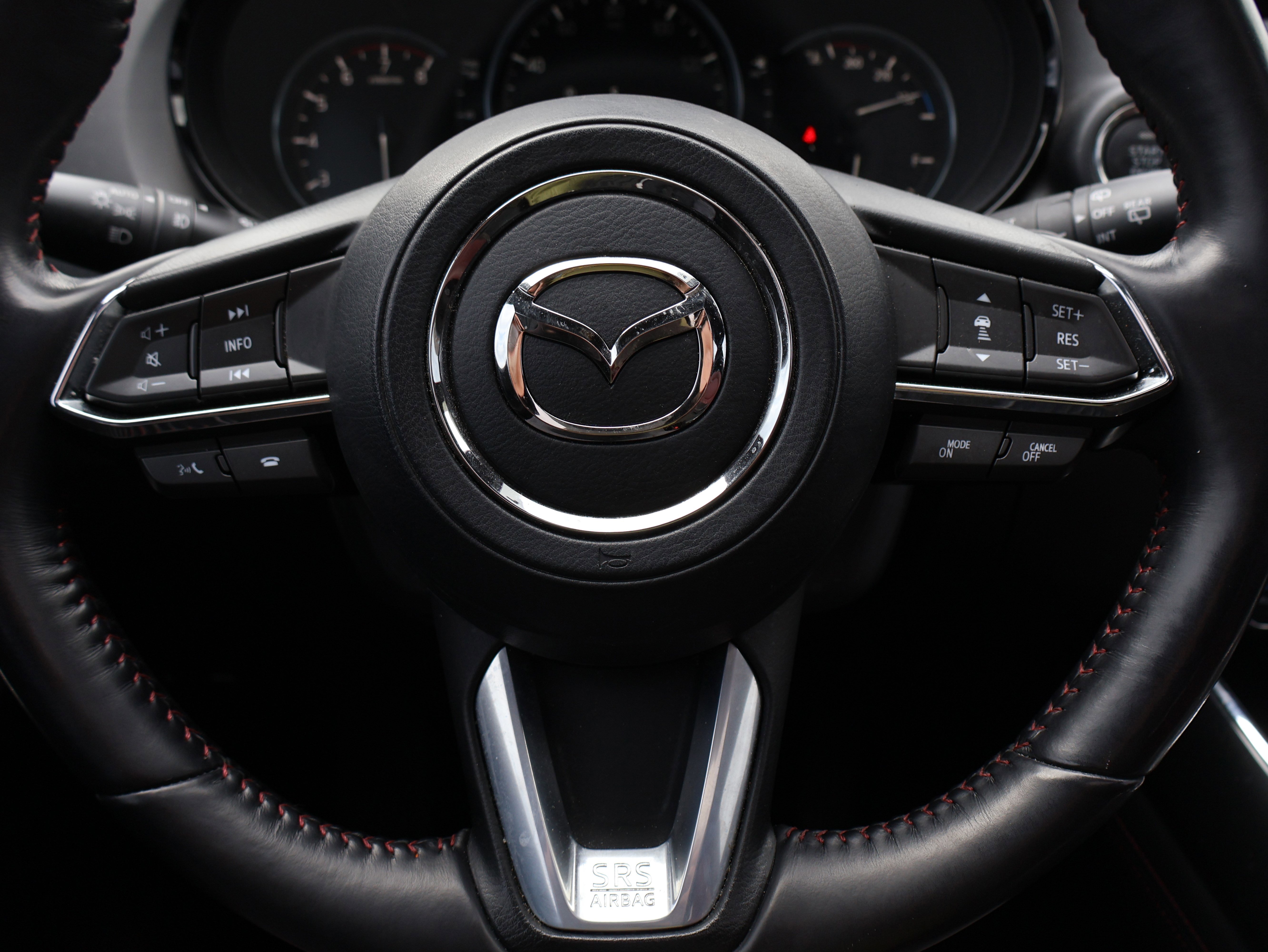 Certified 2023 MAZDA CX-9 Carbon Edition image 31