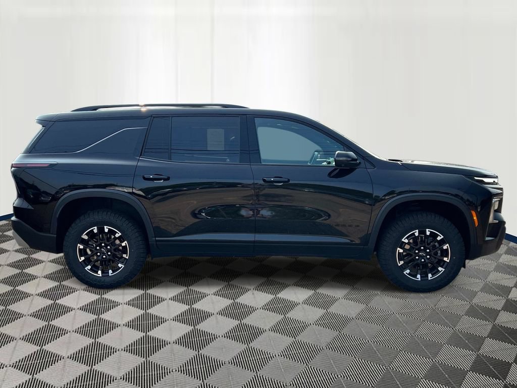 Used 2024 Chevrolet Traverse Z71 w/ LPO, Floor Liner Package AWD/4WD image 6