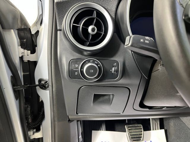 Used 2024 Alfa Romeo Stelvio Ti AWD/4WD image 19
