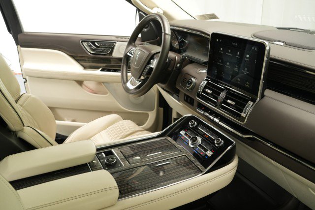 Used 2019 Lincoln Navigator Black Label AWD/4WD image 52