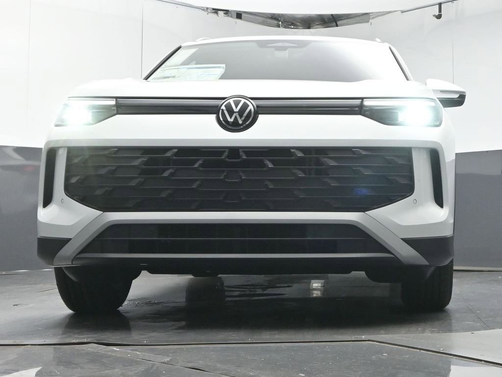 New 2026 Volkswagen Tiguan S FWD image 35