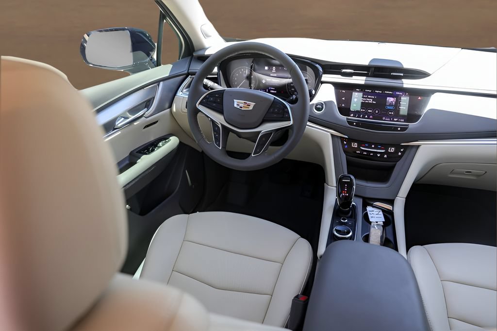 Certified 2026 Cadillac XT5 Premium Luxury w/ Driver Assist Package FWD image 27