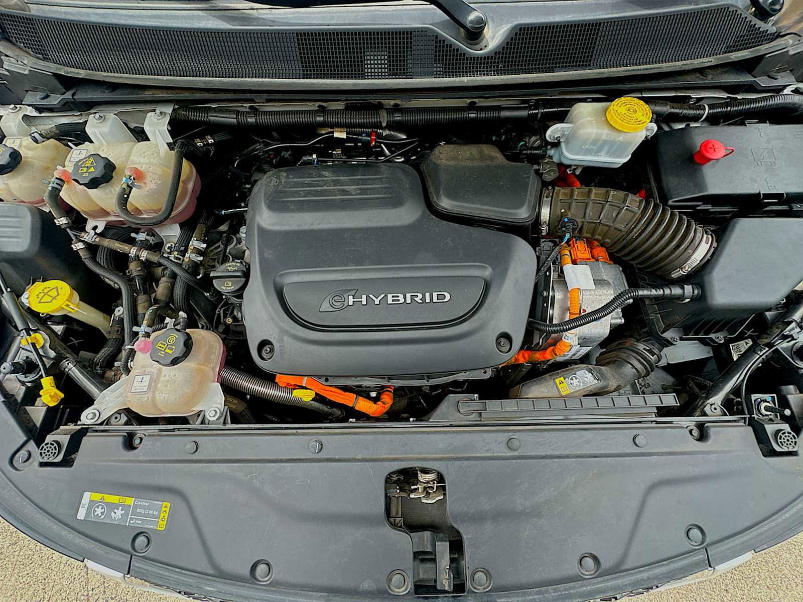 Used 2021 Chrysler Pacifica Touring-L FWD image 11