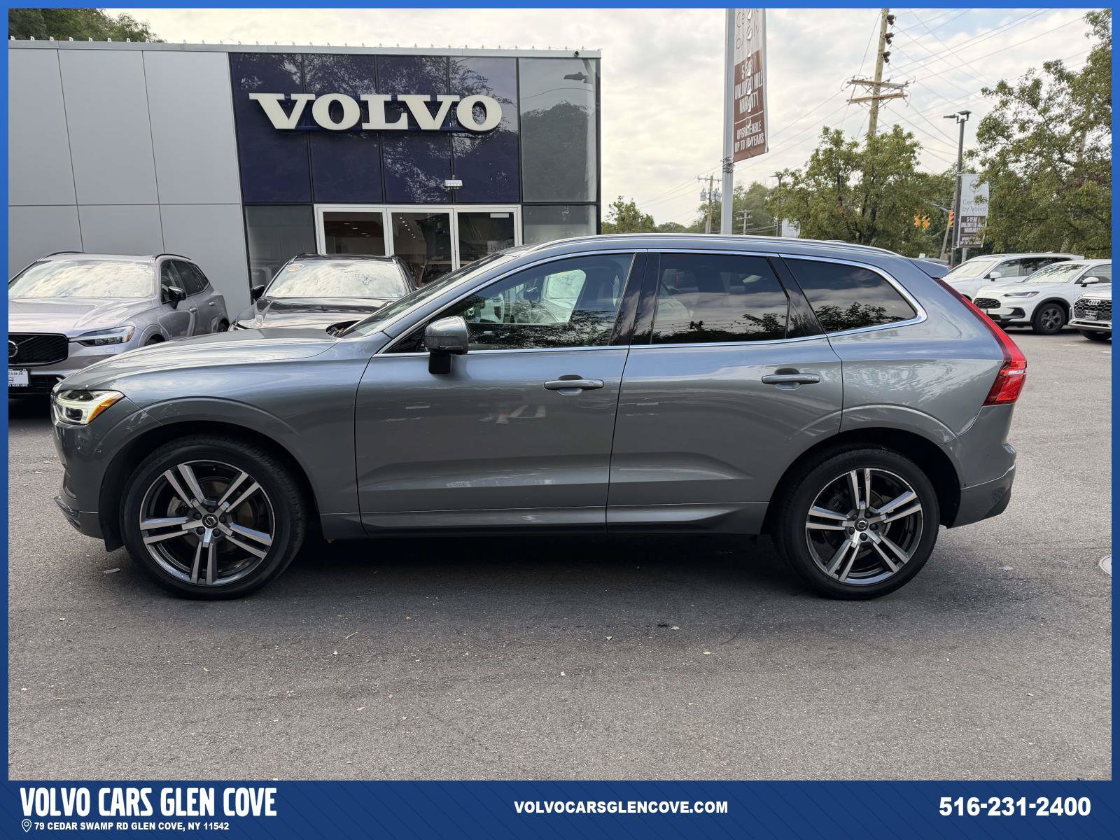 Used 2021 Volvo XC60 T5 Momentum AWD/4WD image 6