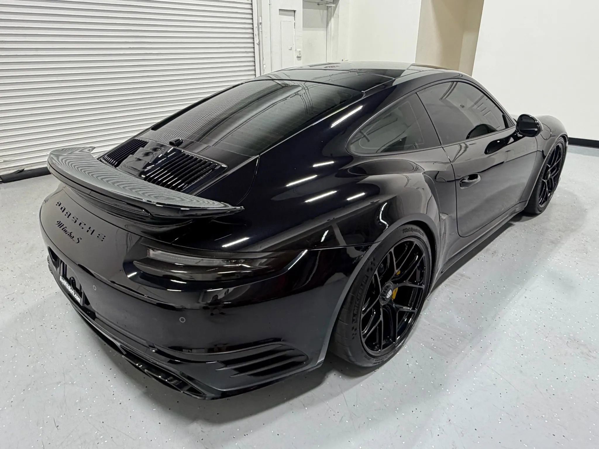 Used 2017 Porsche 911 Turbo S image 3