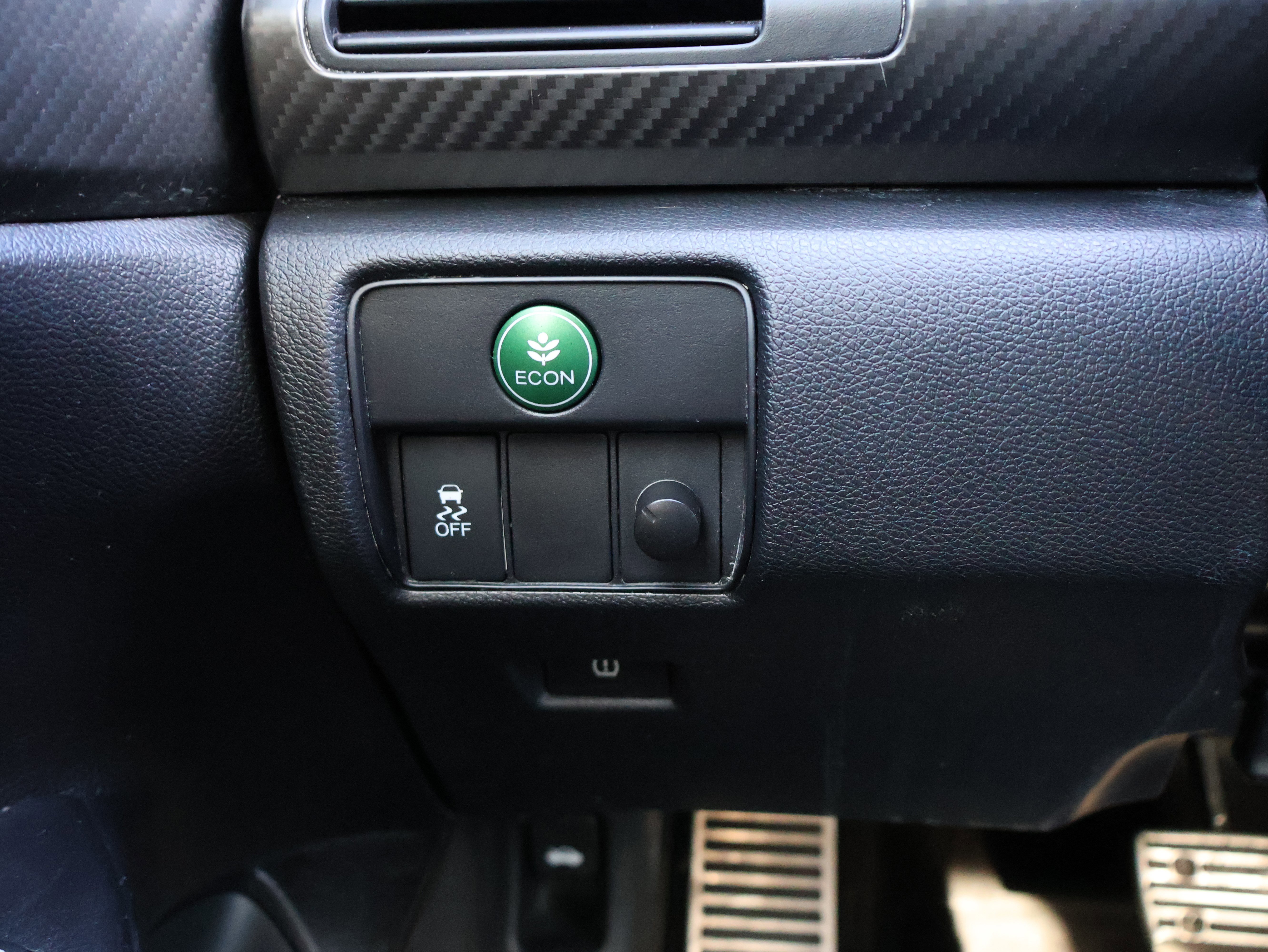 Used 2016 Honda Accord Sport image 32