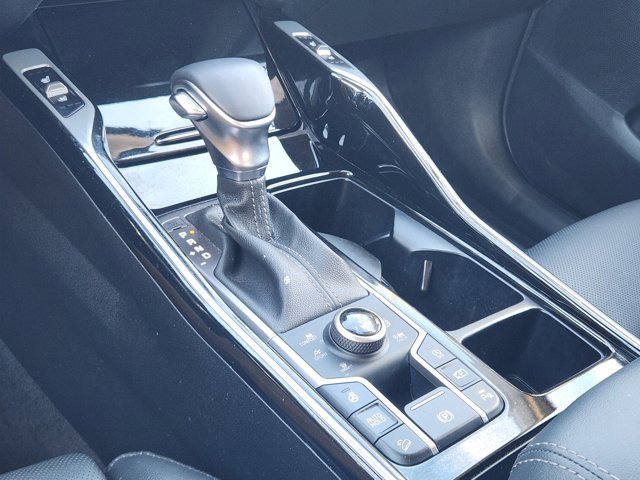 Certified 2023 Kia Sorento SX image 19