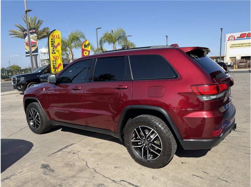 Used 2020 Jeep Grand Cherokee Trailhawk AWD/4WD image 58