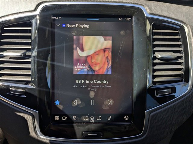 New 2025 Volvo XC90 B6 Plus w/ Protection Package Premier image 19