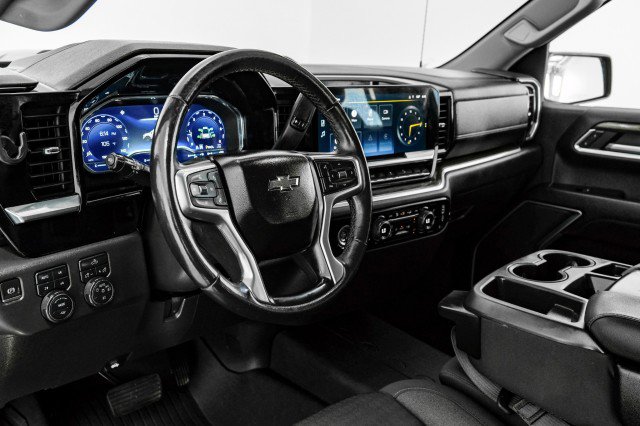 Used 2022 Chevrolet Silverado 1500 LT Trail Boss image 13