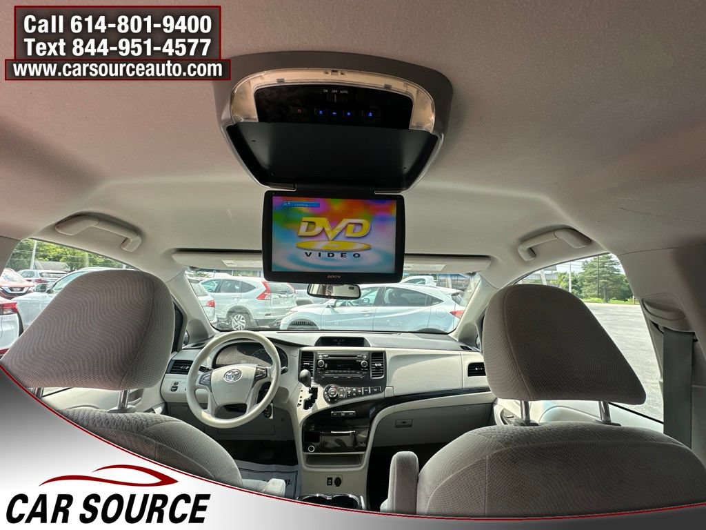 Used 2013 Toyota Sienna LE w/ Towing Pkg FWD image 25