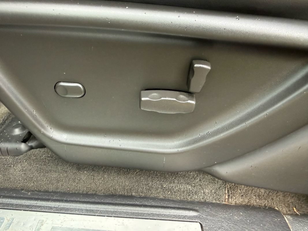 Used 2007 GMC Envoy Denali AWD/4WD image 18