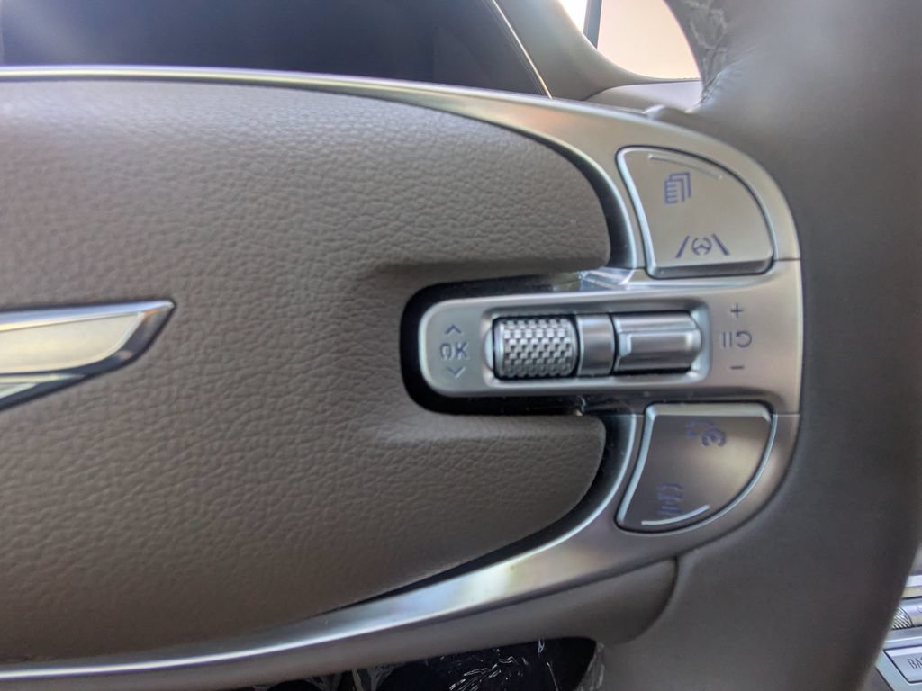 Used 2024 Genesis GV80 3.5T AWD/4WD image 32