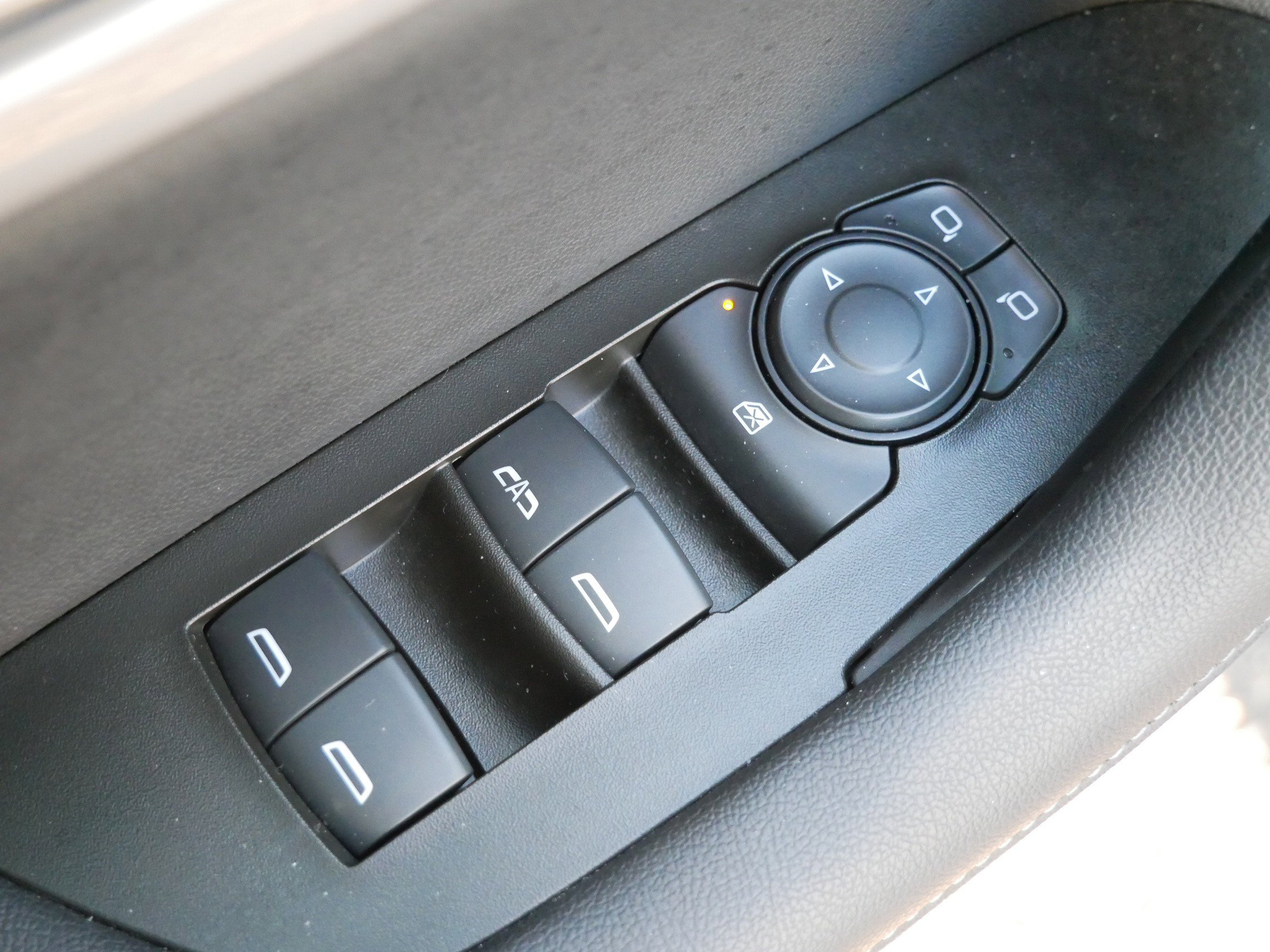 Used 2022 Chevrolet Blazer LT w/ Sound & Technology Package image 13