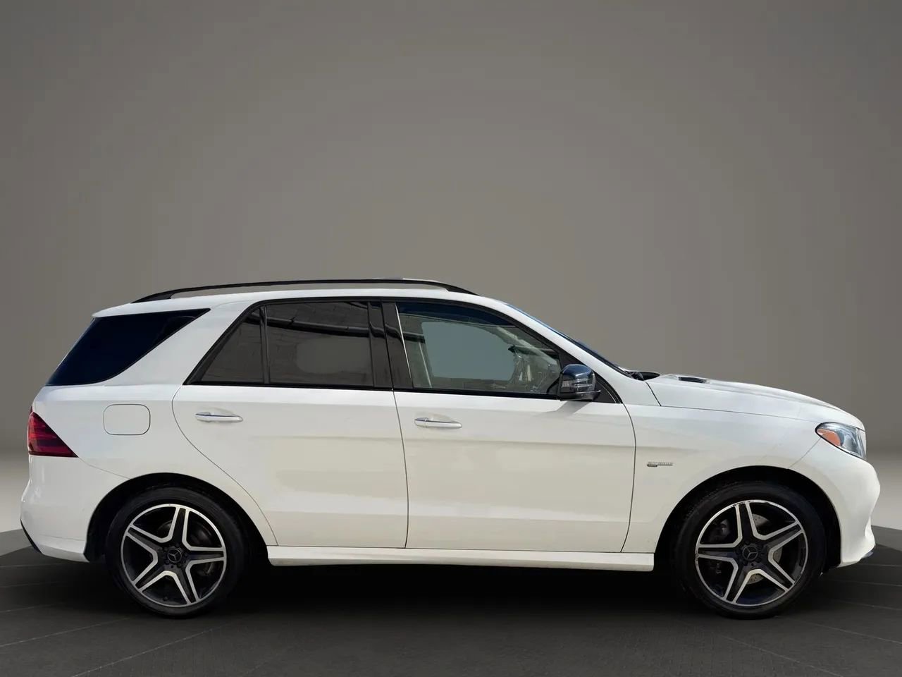 Used 2018 Mercedes-Benz GLE 43 AMG 4MATIC image 4