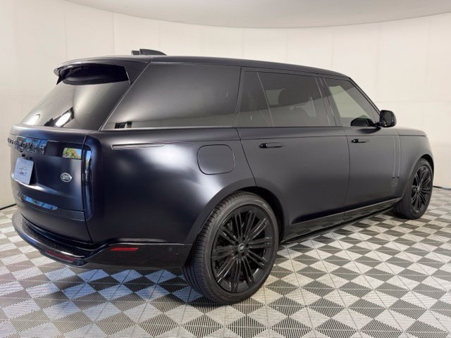 Certified 2023 Land Rover Range Rover Long Wheelbase Autobiography AWD/4WD image 8