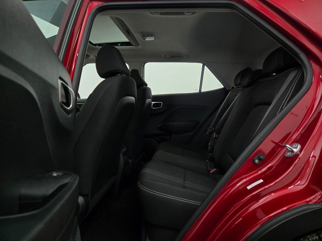 Used 2024 Hyundai Venue SEL image 36