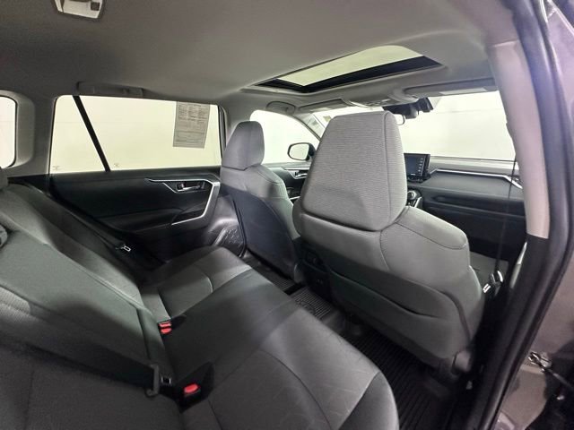 Used 2020 Toyota RAV4 XLE w/ Convenience Package AWD/4WD image 12