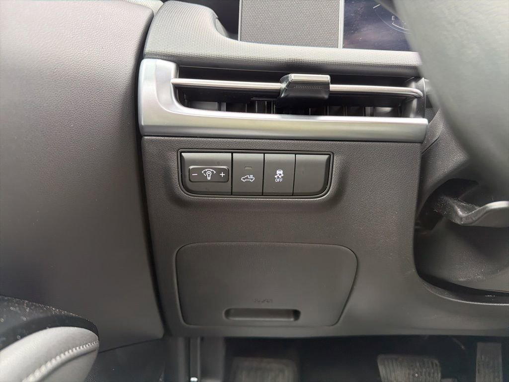 Certified 2025 Hyundai Santa Cruz SEL AWD/4WD image 30