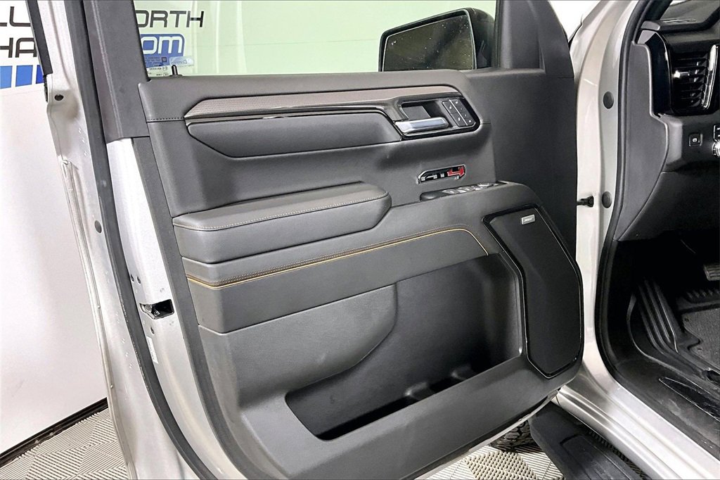 Used 2022 GMC Sierra 1500 AT4 w/ AT4 Premium Package image 18