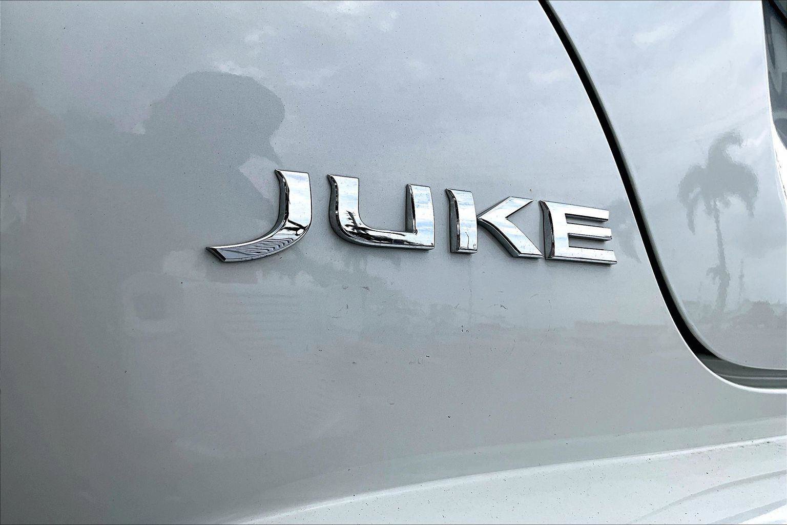 Used 2011 Nissan Juke SL AWD/4WD image 23