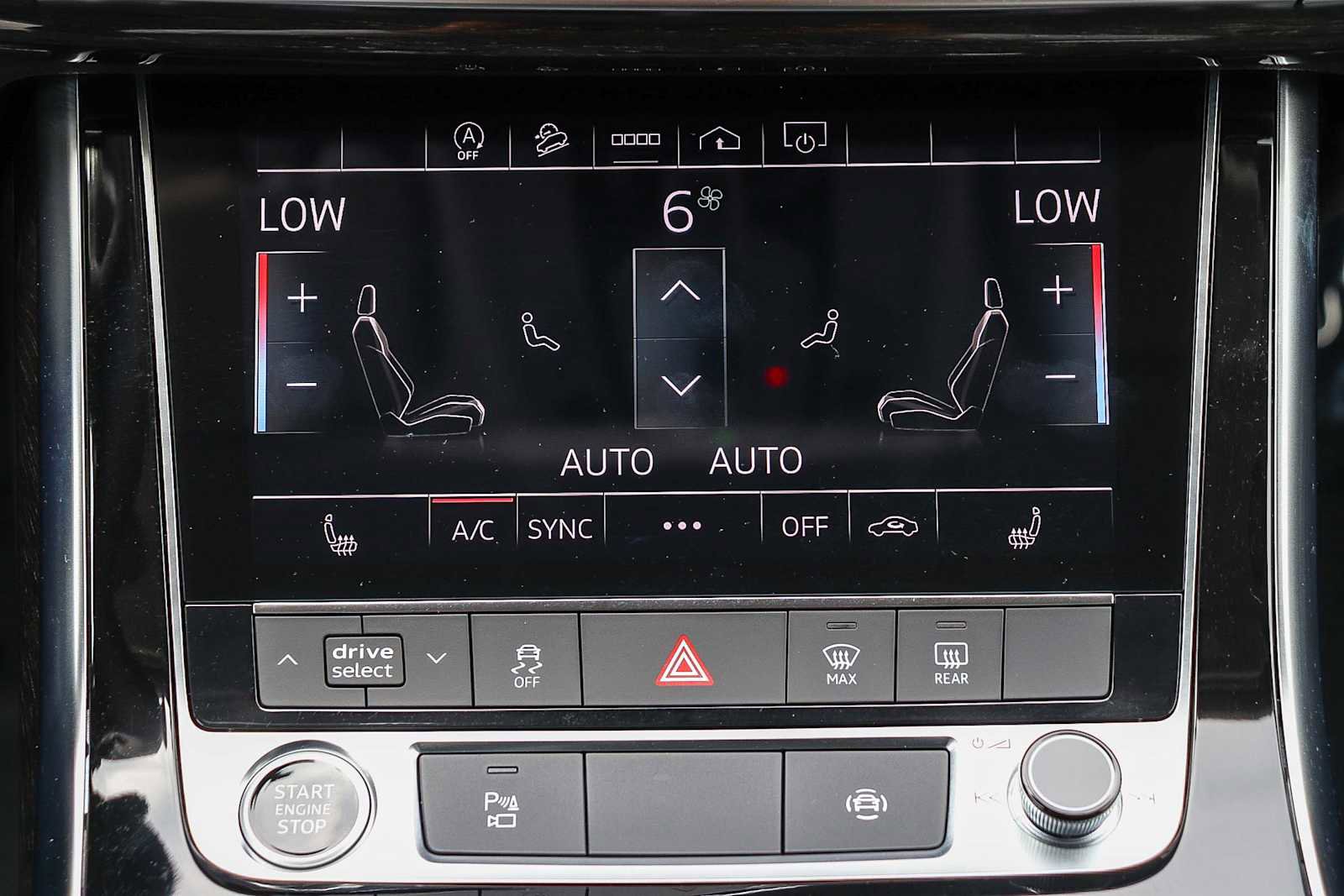 Used 2023 Audi Q7 2.0T Premium w/ Convenience Package AWD/4WD image 18
