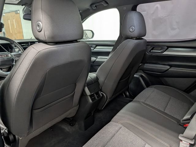 Used 2025 GMC Terrain Elevation image 13