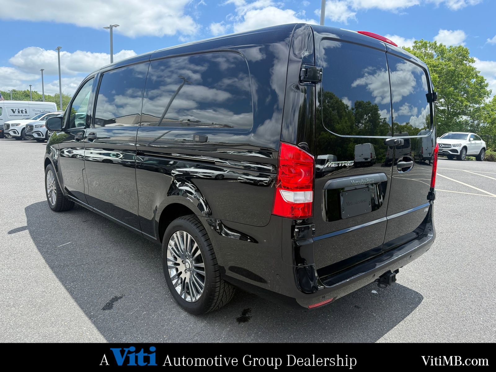 Used 2022 Mercedes-Benz Metris image 6