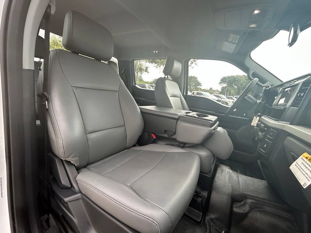 Used 2025 Ford F450 XL AWD/4WD image 28