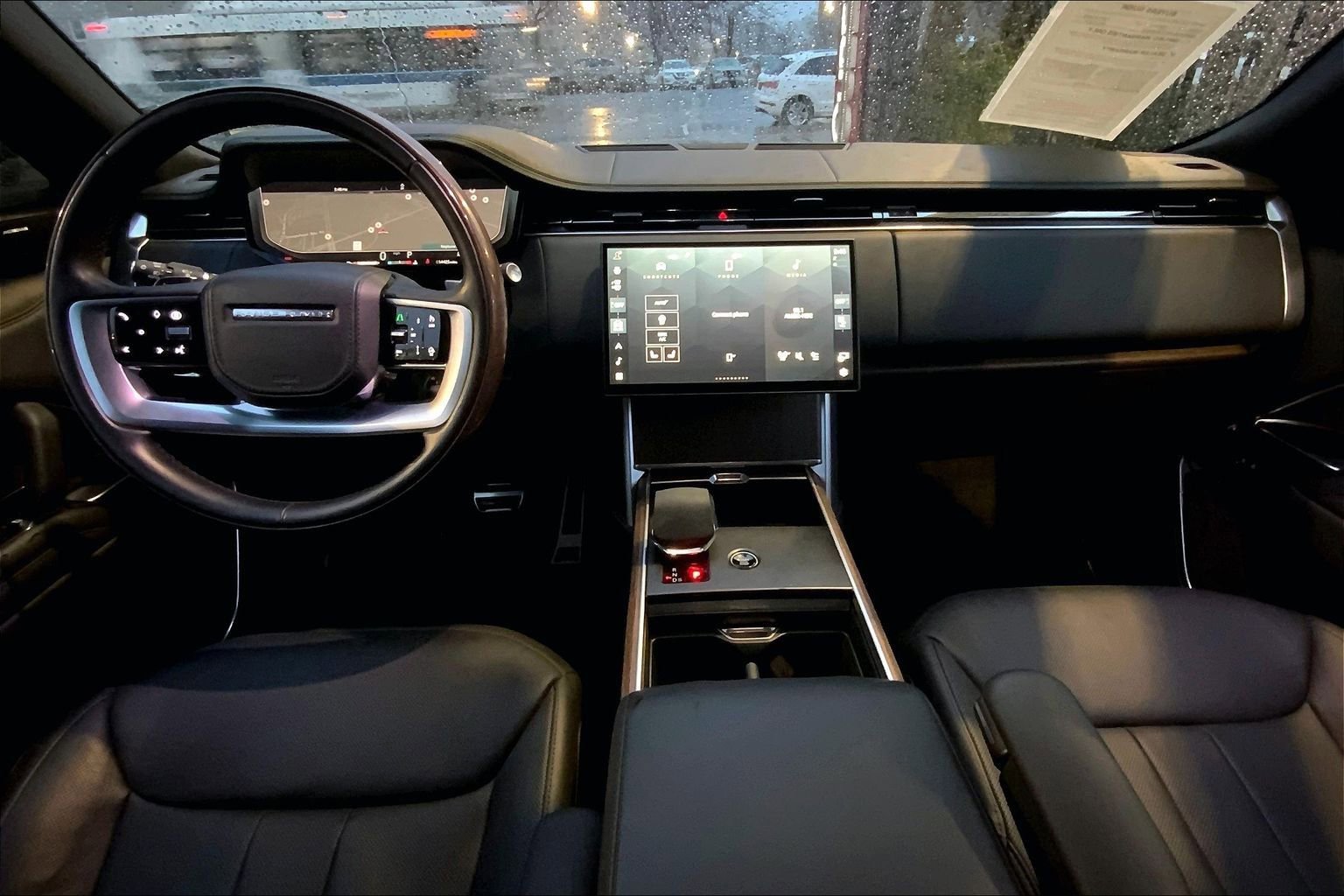 Used 2024 Land Rover Range Rover SE image 15