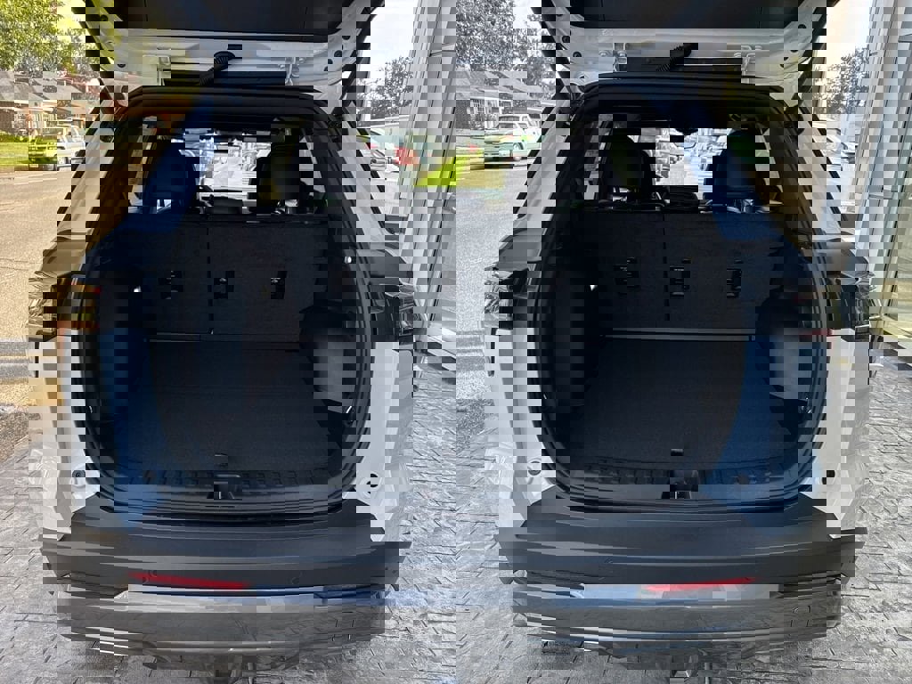 New 2026 Chevrolet Equinox ACTIV w/ Convenience Package III image 19