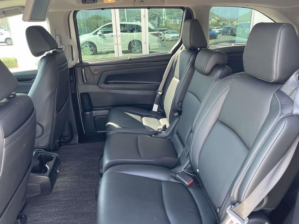 Used 2022 Honda Odyssey Touring image 14